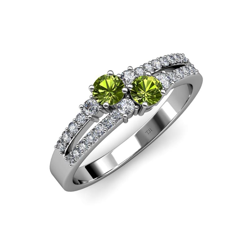 Zaira Peridot with Side Diamonds Split Shank Ring 