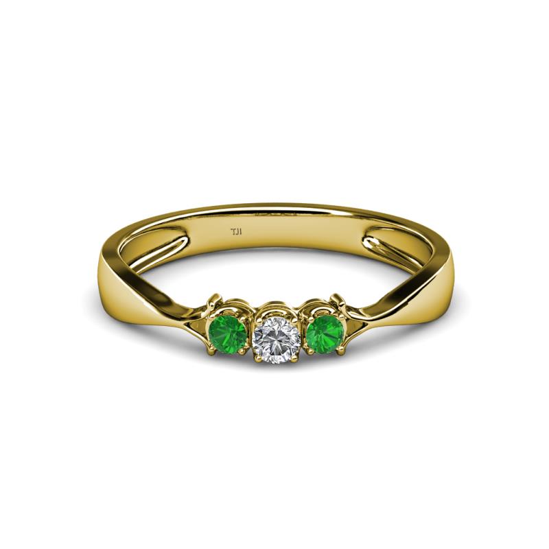 Rylai 0.18 ctw Natural Diamond (2.70 mm) and Green Garnet Three Stone Engagement Ring  