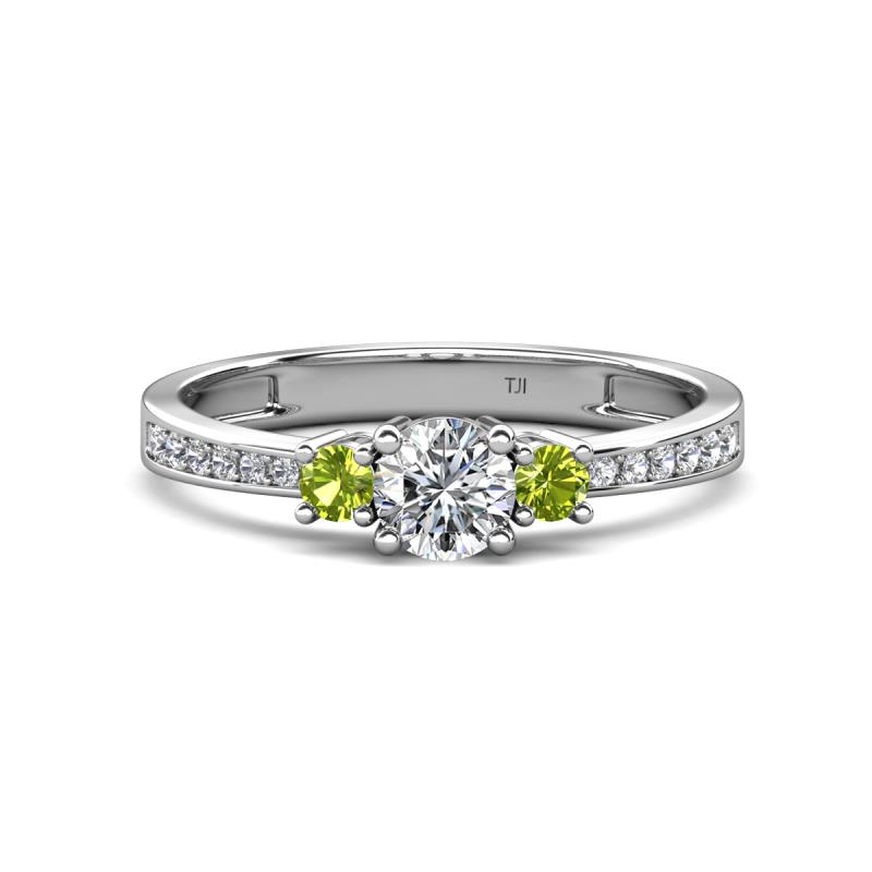Aniyah 0.74 ctw (5.00 mm) Classic Three Stone Round Lab Grown Diamond and Peridot Engagement Ring 