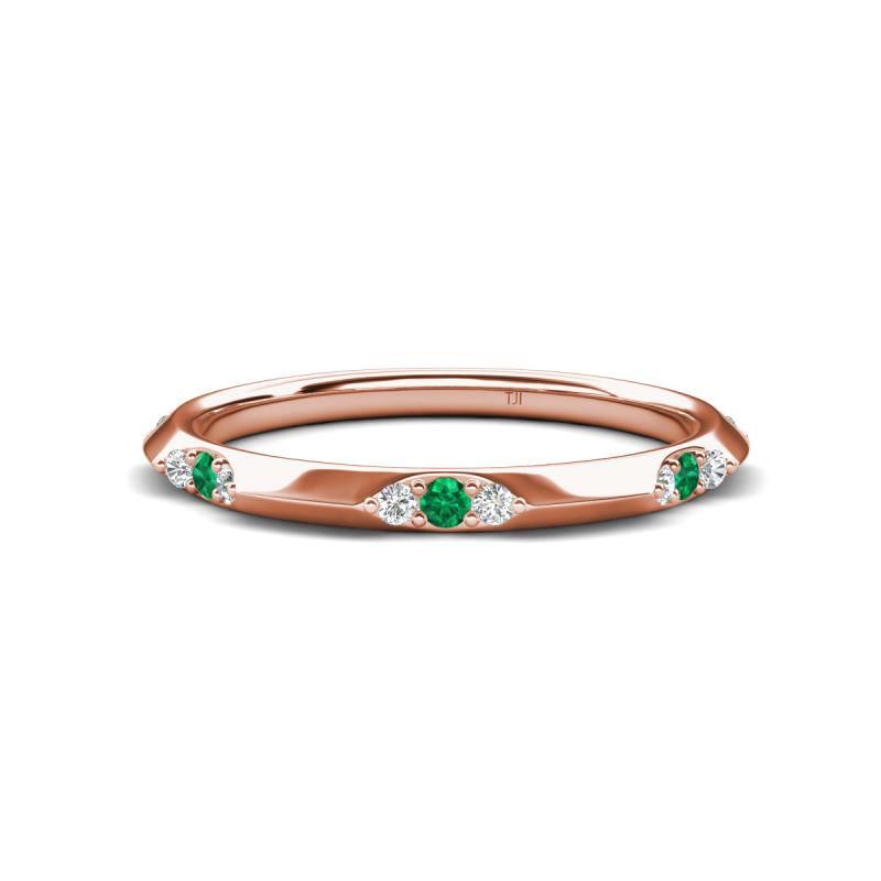 Arianna 0.16 ctw Emerald Accented Lab Grown Diamond Comfort Fit Lace Wedding Band 