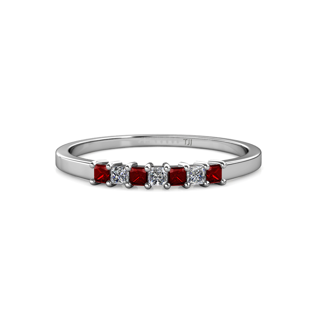 Evia 0.40 ctw Red Garnet and Natural Diamond Wedding Band 