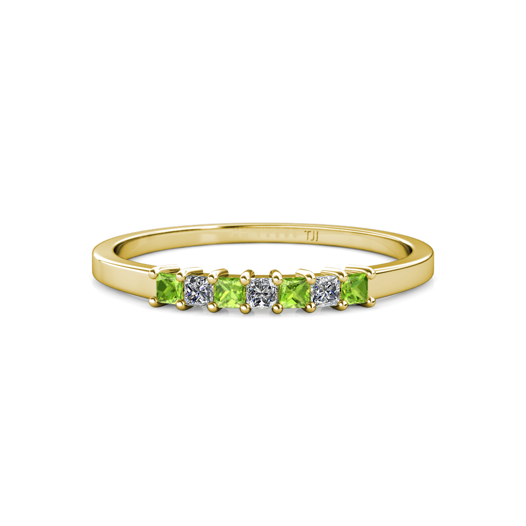 Evia 0.40 ctw Peridot and Natural Diamond Wedding Band 